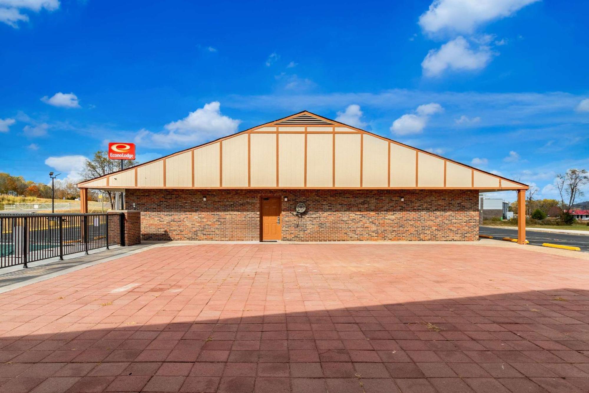 Econo Lodge Cornersville Luaran gambar