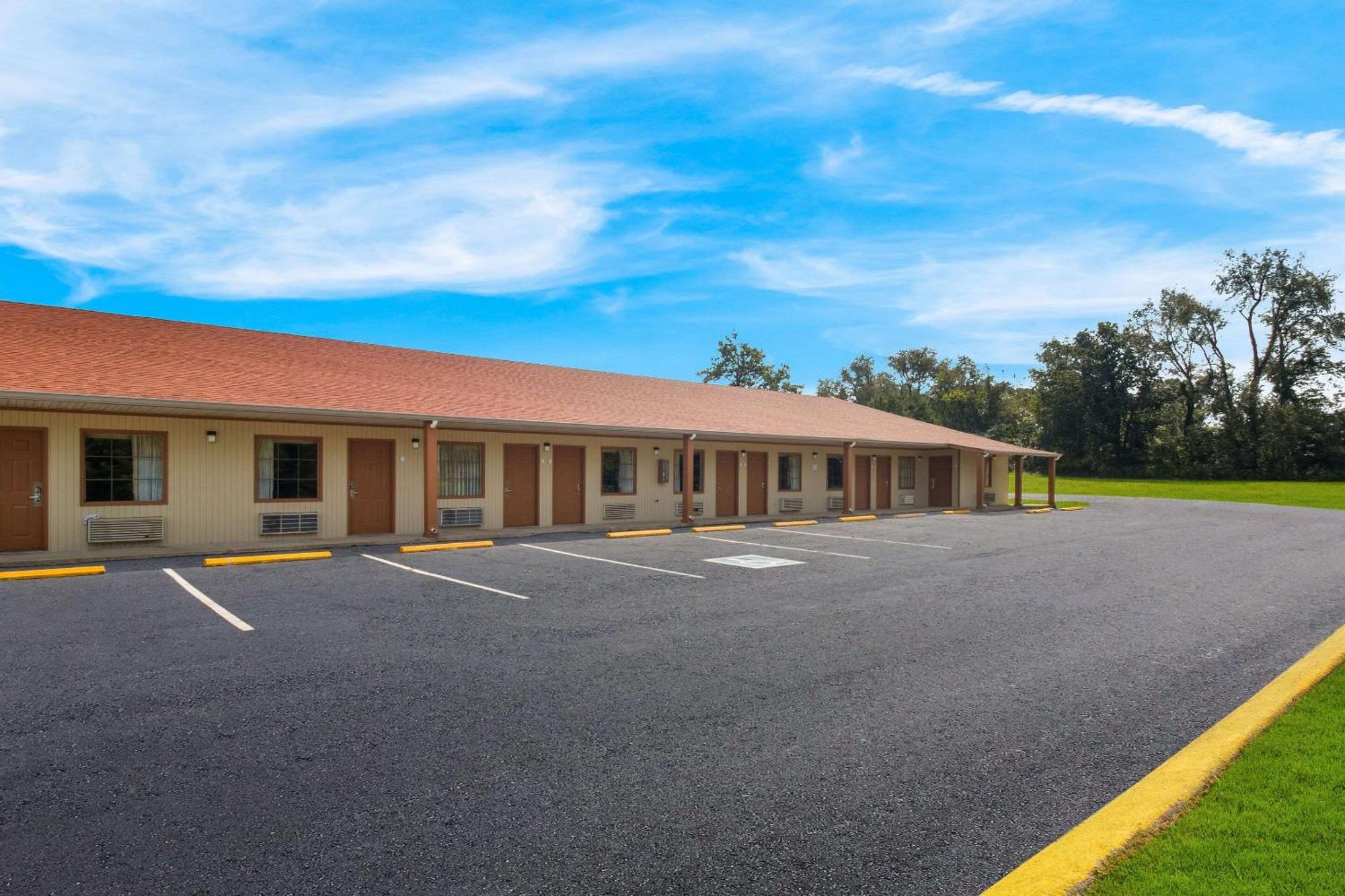 Econo Lodge Cornersville Luaran gambar