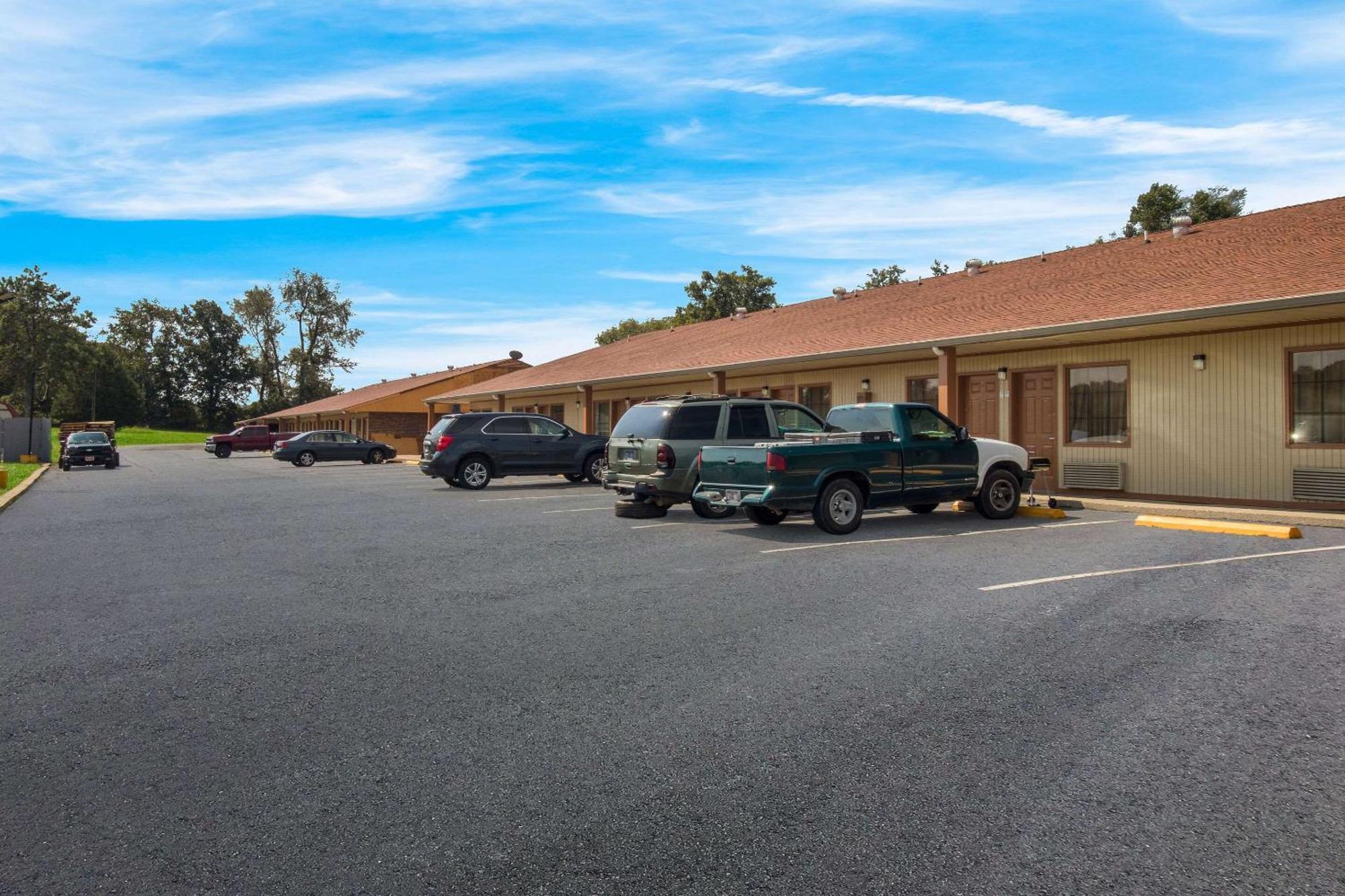 Econo Lodge Cornersville Luaran gambar