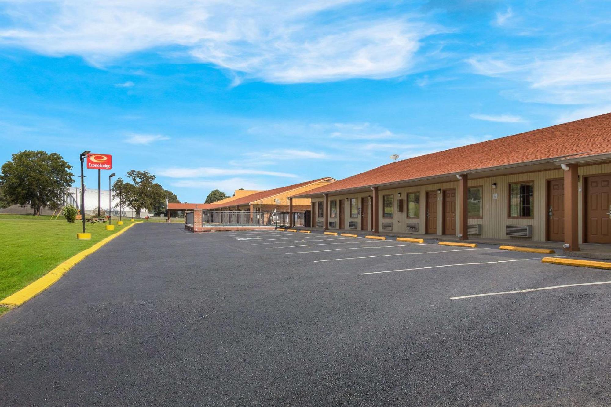 Econo Lodge Cornersville Luaran gambar
